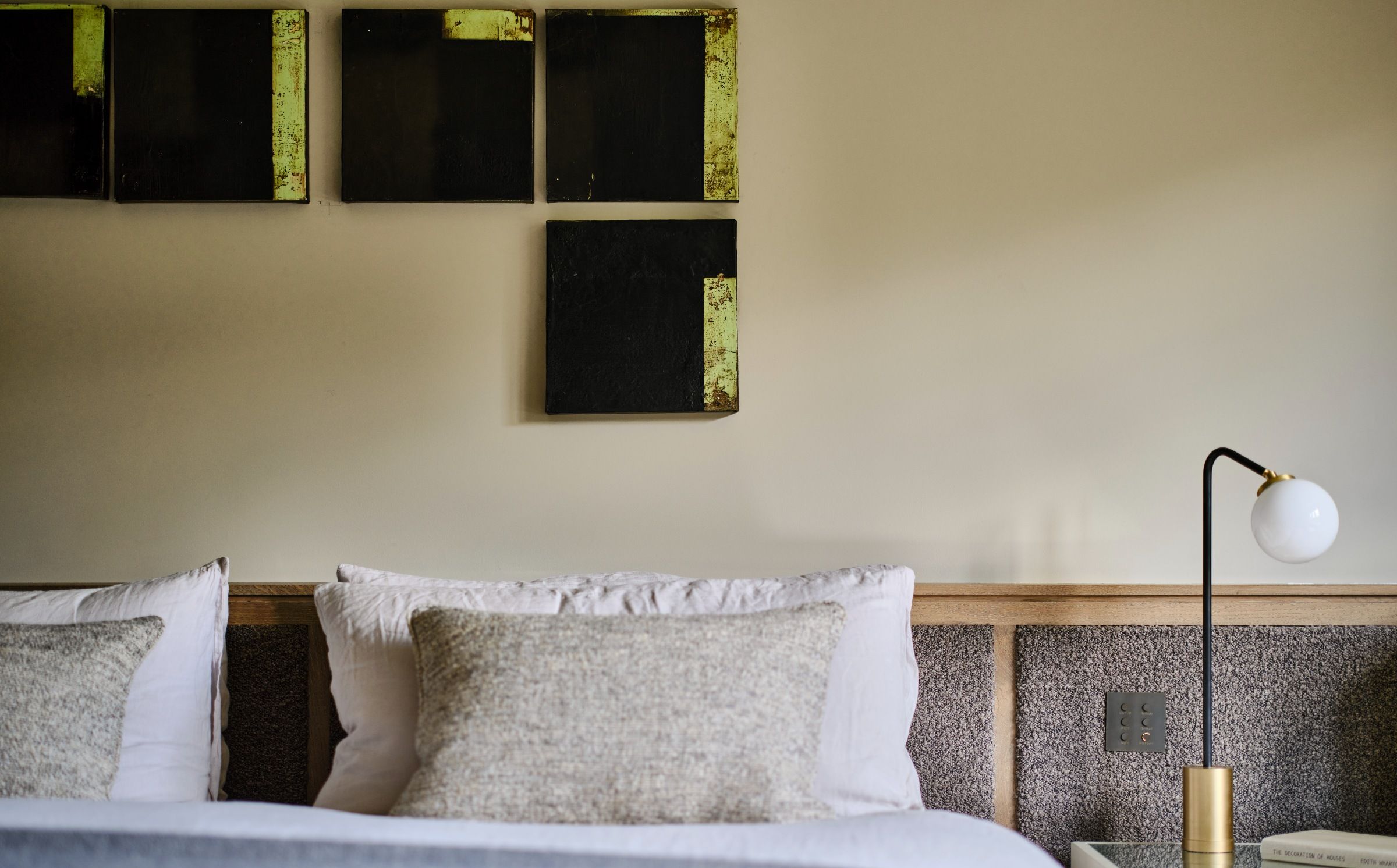 Belgian Minimalist inspired bedroom 